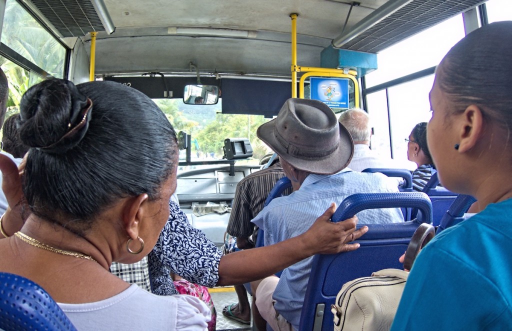 Bus auf den Seychellen