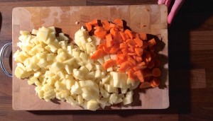 Kartoffel und Karotten Stücke