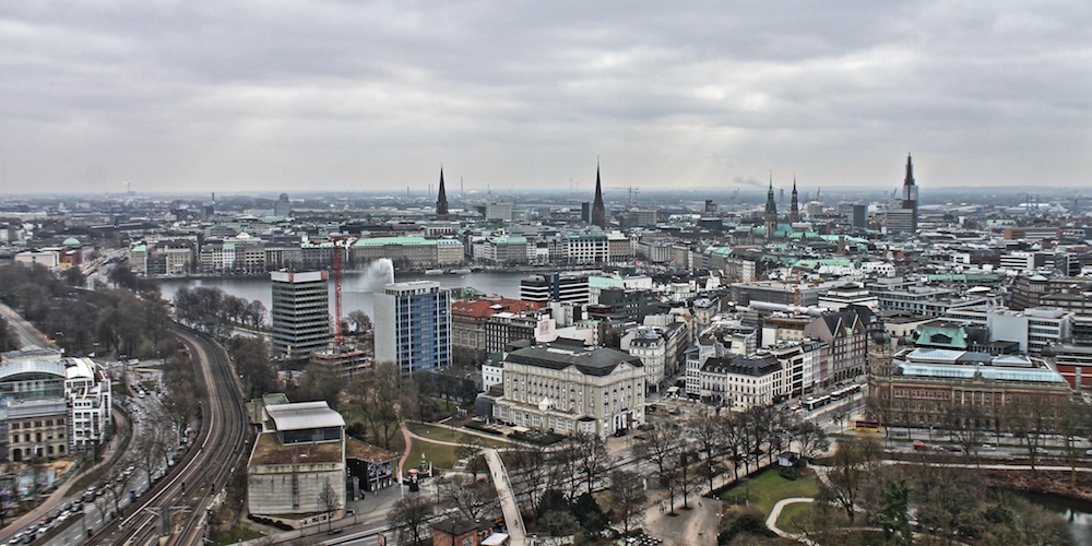 Sportlicher Städtetrip Aussicht über Hamburg