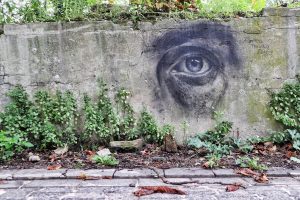 Street Art in Krefeld Auge auf Mauer