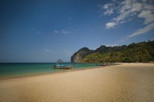 Fotospots in Thailand Koh Mook Garnet Beach